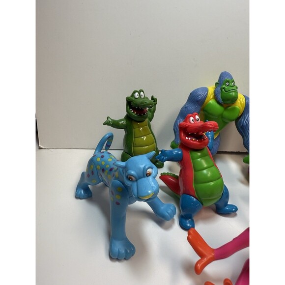 Rainforest Cafe PVC Lot Of 13 Posable Animal Figures - Picture 6 of 7